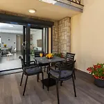 Olive Premium Апартаменты *